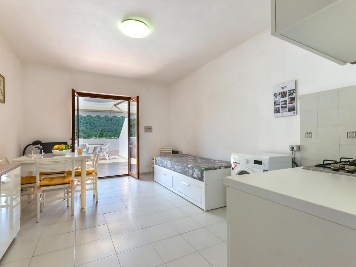 Apartment Cala Rossa-1 By Interhome Nisporto 外观 照片
